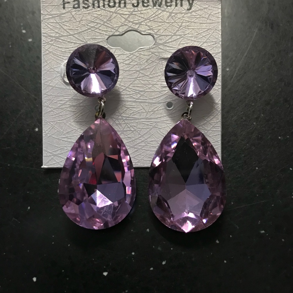 Earring - Picture 2 of 2